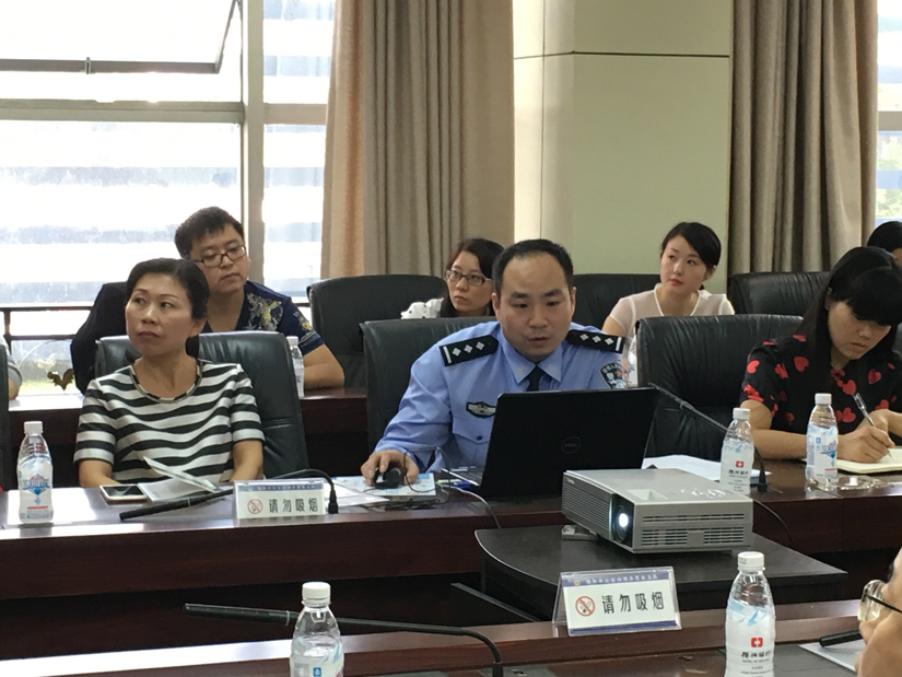 2016年9月29號集團(tuán)組織開展防網(wǎng)絡(luò)通訊詐騙培訓(xùn)2 2016年9月29號集團(tuán)組織開展防網(wǎng)絡(luò)通訊詐騙培訓(xùn)2